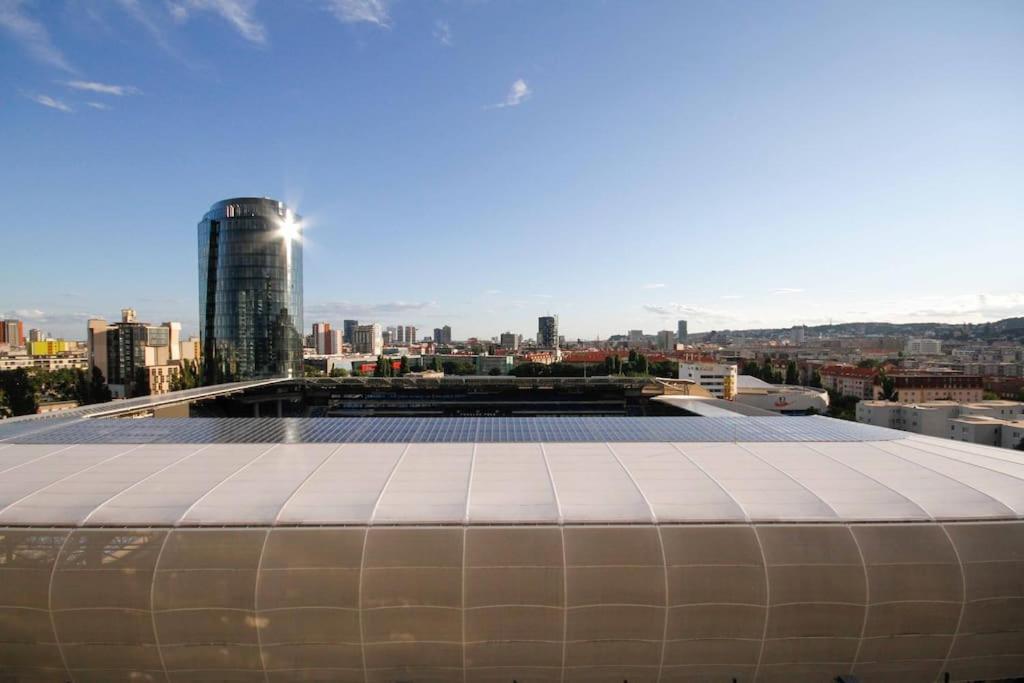 Apartment In Bratislava With Free Parking Extérieur photo